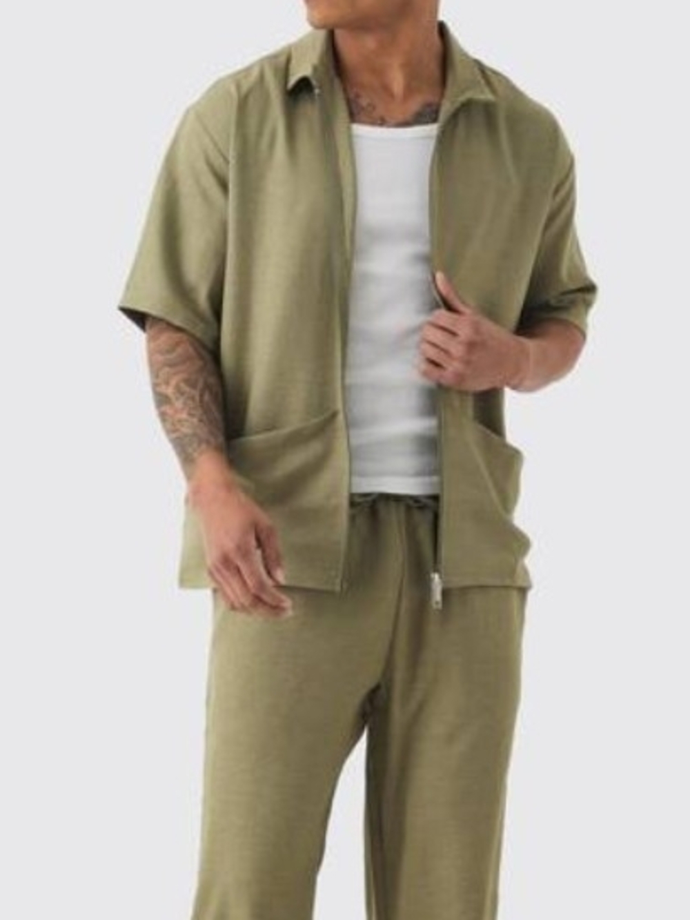 Men's Size M Short-Sleeve Deep Pocket Zip Front Shirt And Trousers Set In Olive